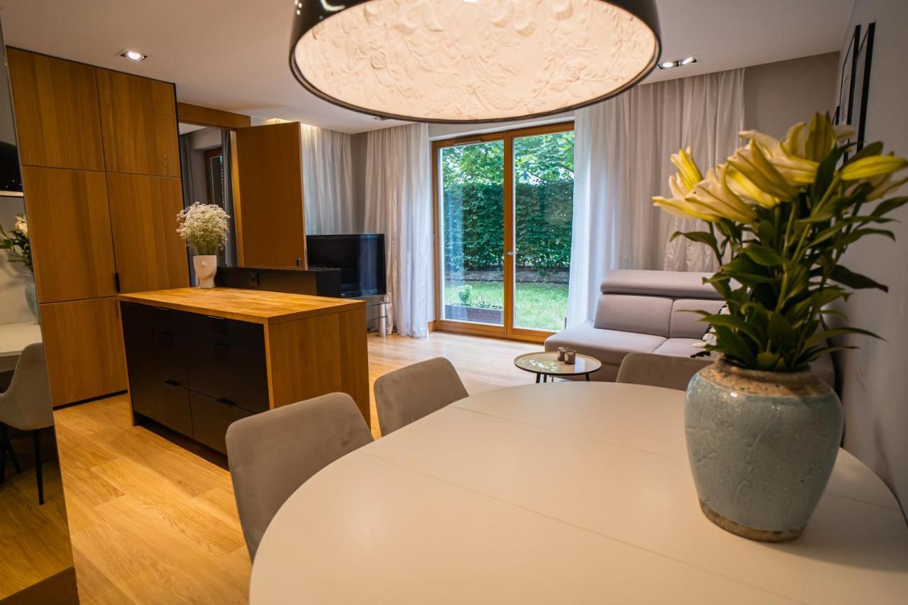 White Home Gdansk Bagian luar foto