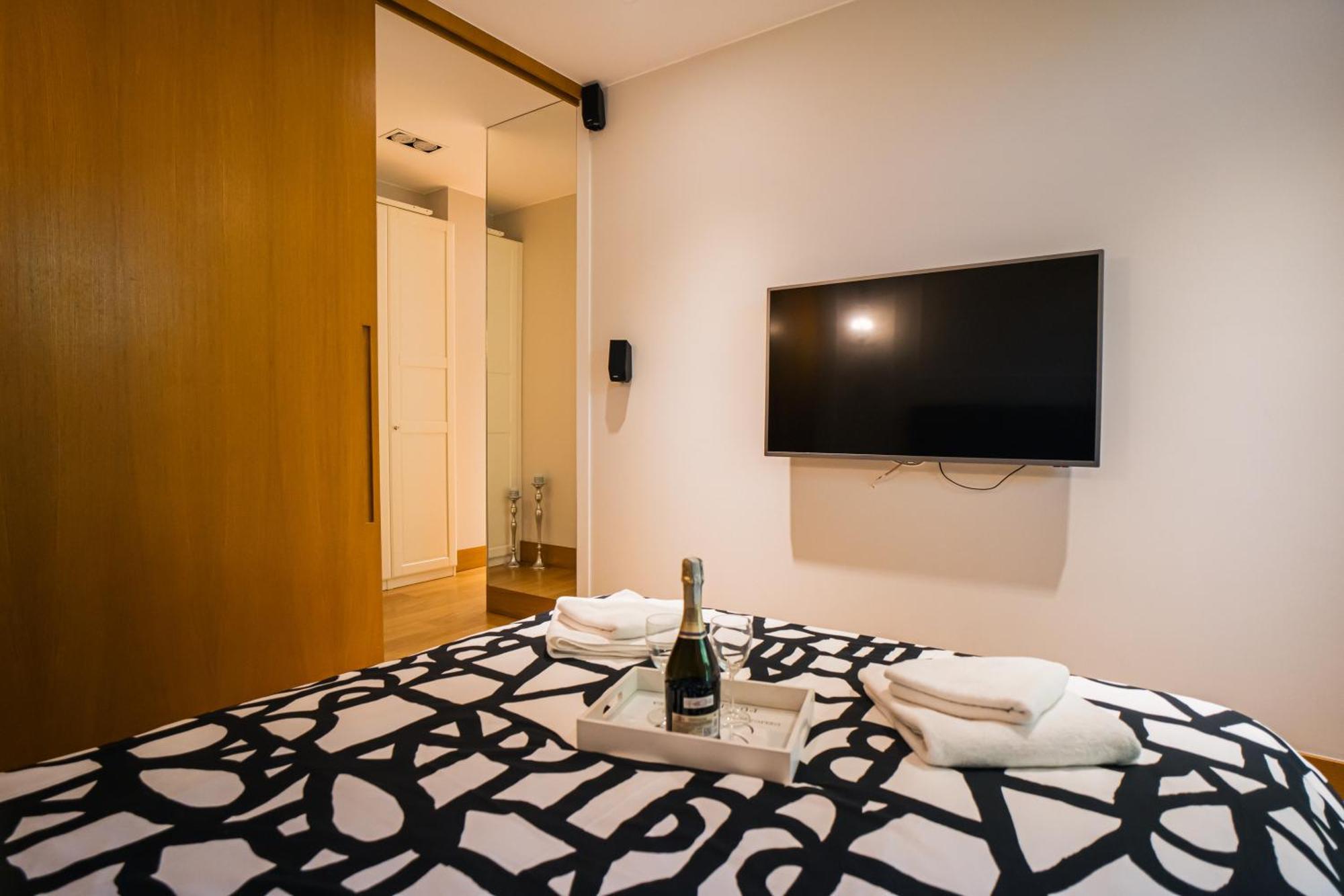 White Home Gdansk Bagian luar foto